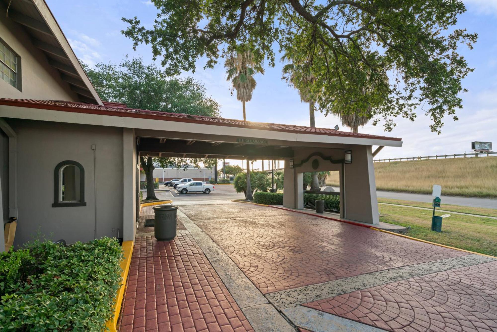 La Quinta Inn By Wyndham Corpus Christi North Екстериор снимка