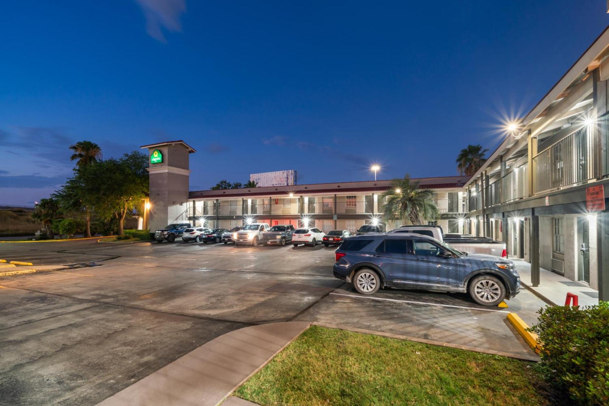 La Quinta Inn By Wyndham Corpus Christi North Екстериор снимка