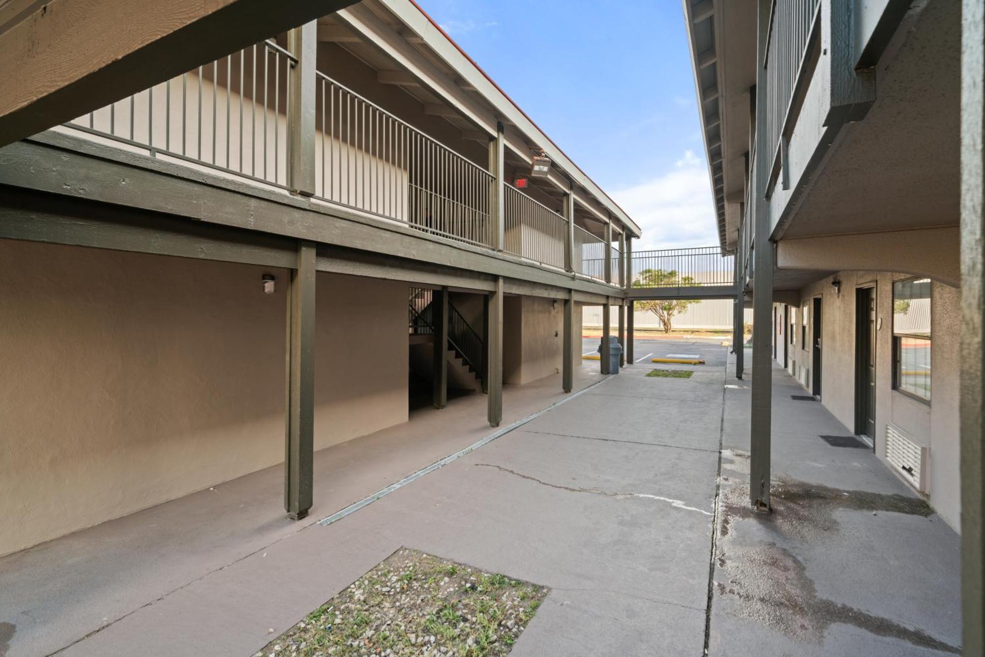La Quinta Inn By Wyndham Corpus Christi North Екстериор снимка